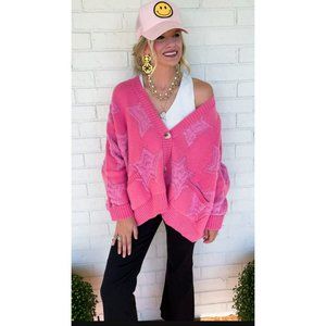 Bucketlist Nova Chunky Knit Star Cardigan in Pink IT1670